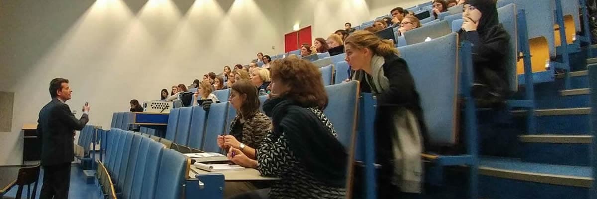 Gastcollege Robots en technologie in de zorg Gastcollege Robots en technologie in de zorg